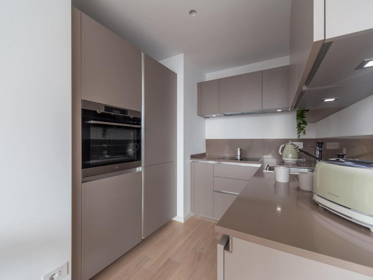 The Best Rent - Monolocale Moderno A Due Passi Dal Duomo Milano Ngoại thất bức ảnh