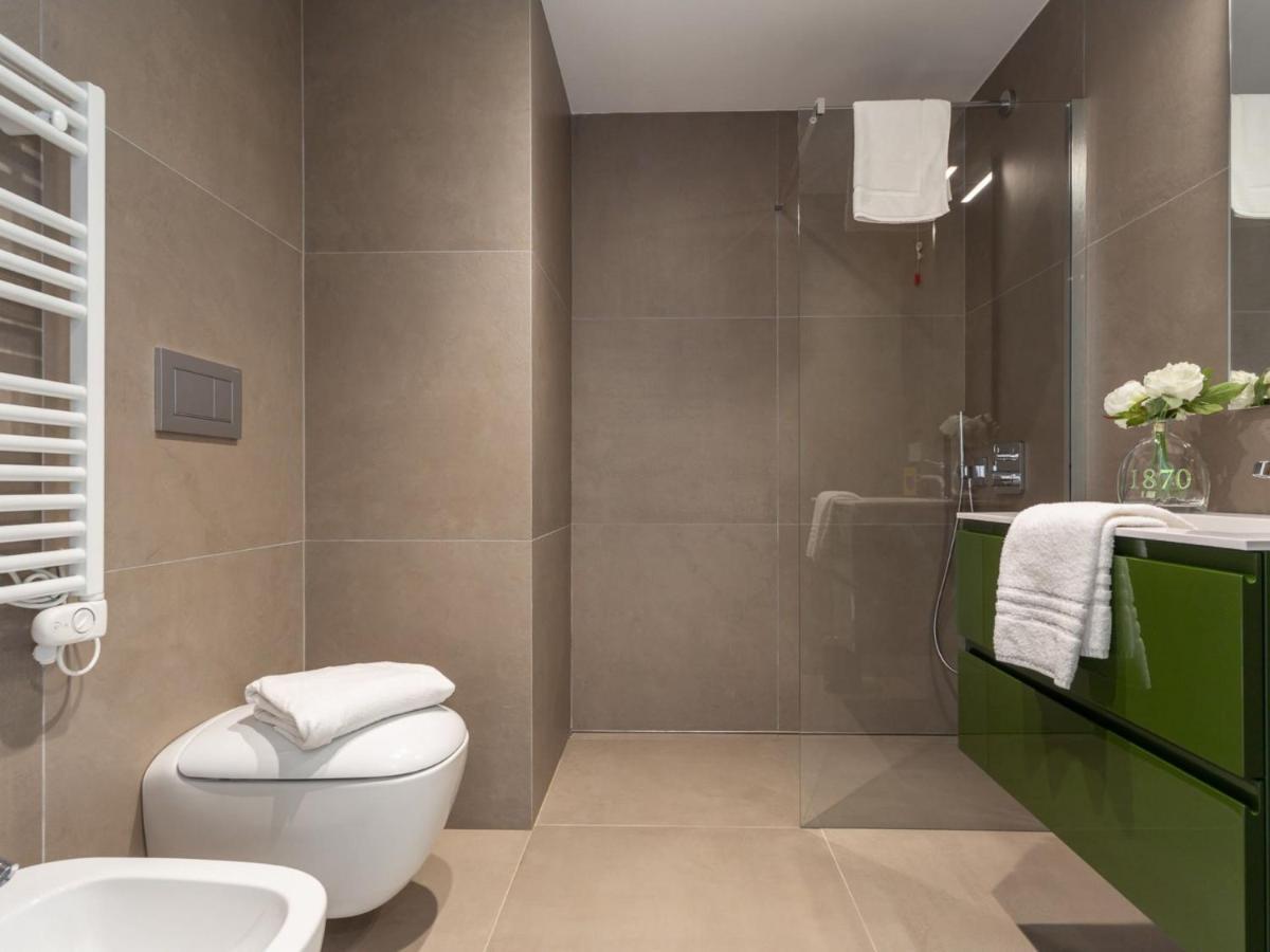 The Best Rent - Monolocale Moderno A Due Passi Dal Duomo Milano Ngoại thất bức ảnh